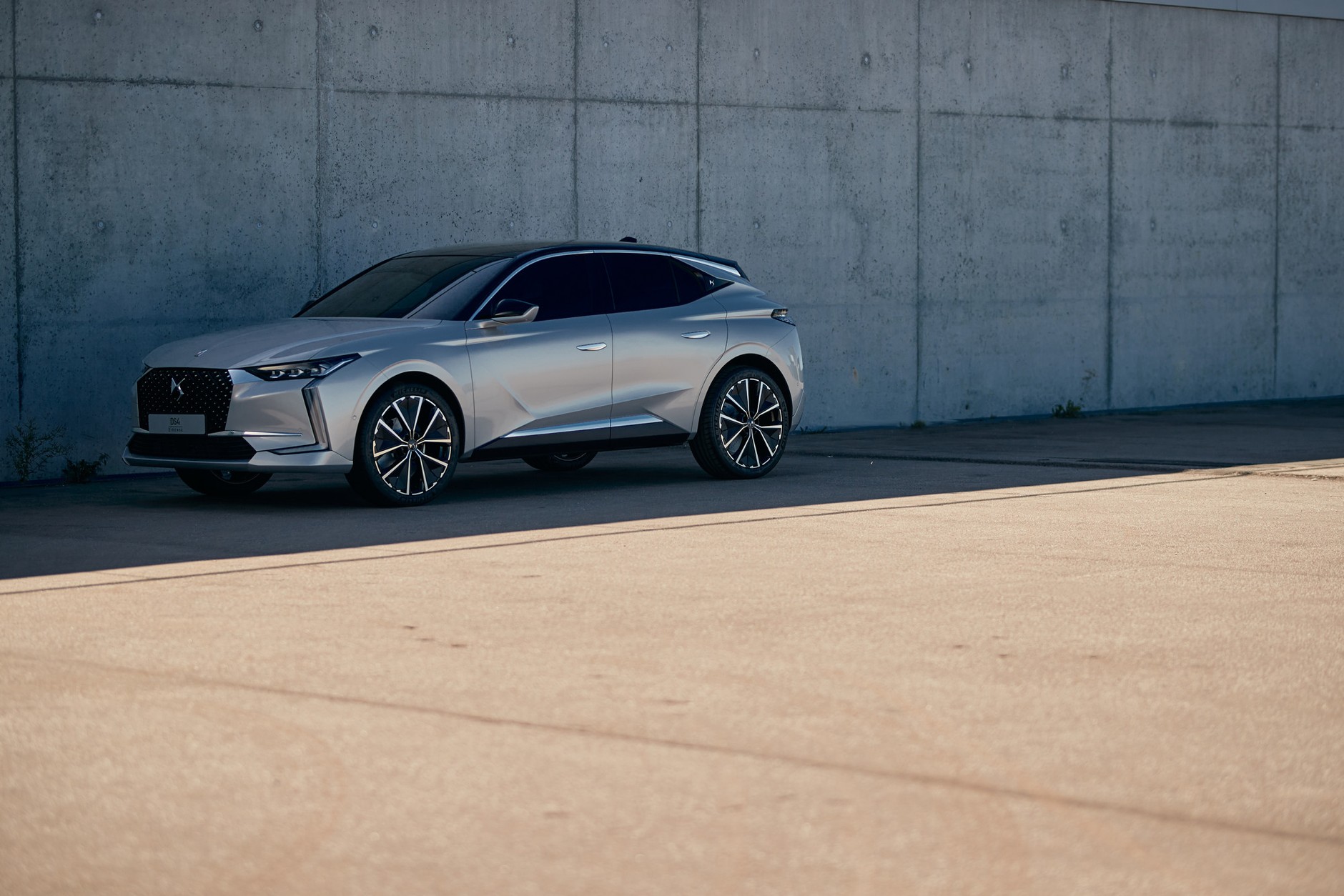 DS4 i DS4 Cross – awangardowe rodzeństwo
