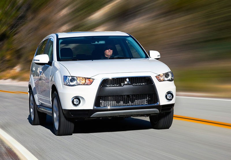 Mitsubishi Outlander GT dostane pohon S-AWC z Lanceru Evolution