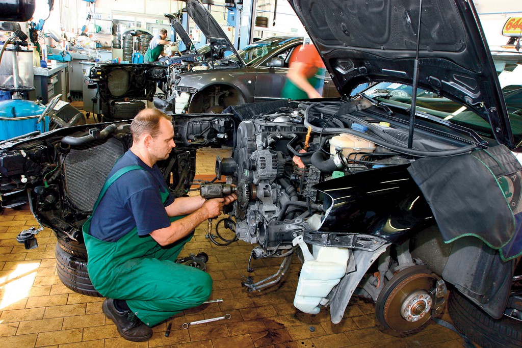 Klienci coraz częściej rezygnują z poważnych napraw