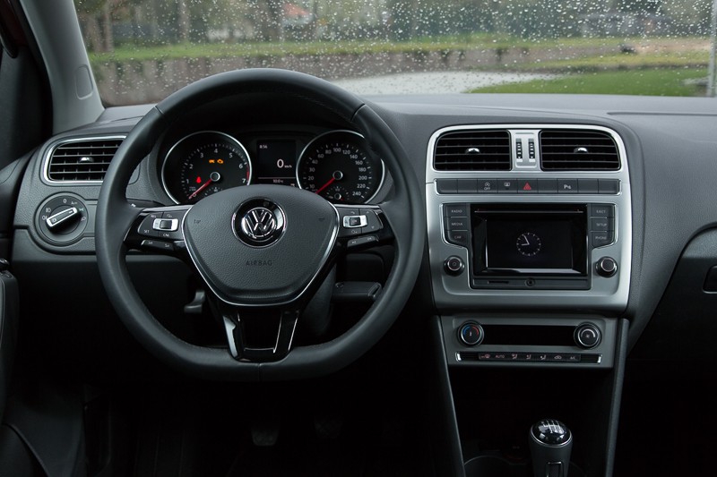 Nowa deska rozdzielcza