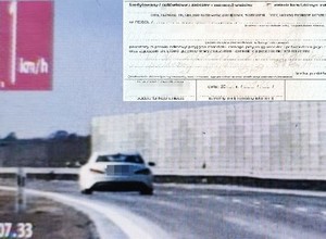 Jechał ponad 200 km/h, wioząc  rodzinę i dwa psy. Dostał 2,5 tys. zł mandatu