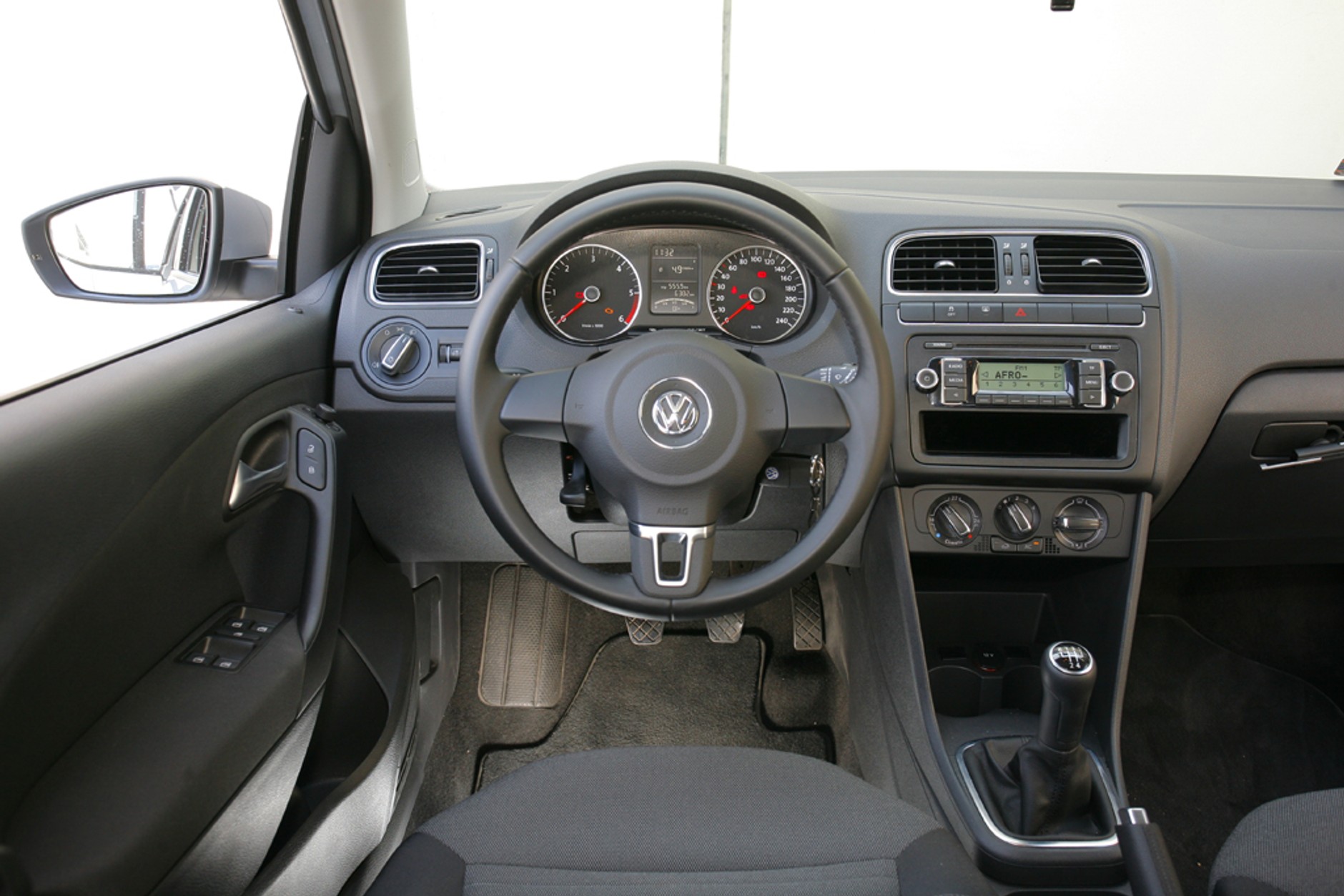 Volkswagen Polo 1.6 TDI - Miniaturka starszego brata