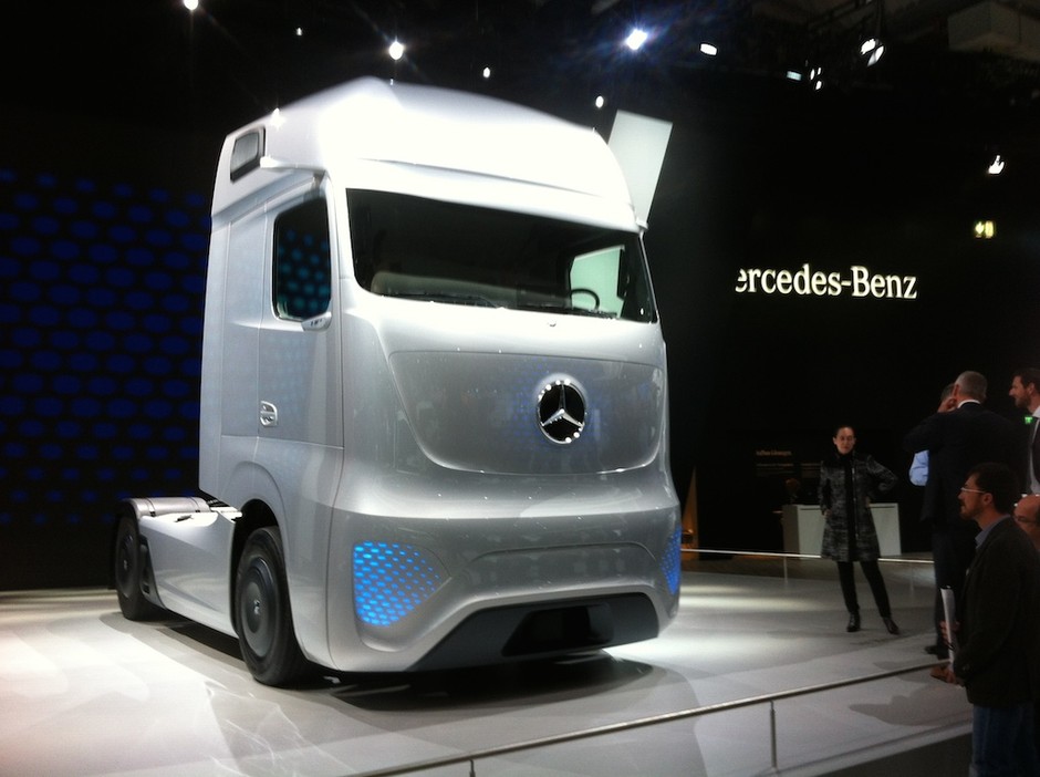 Mercedes Future Track 2025