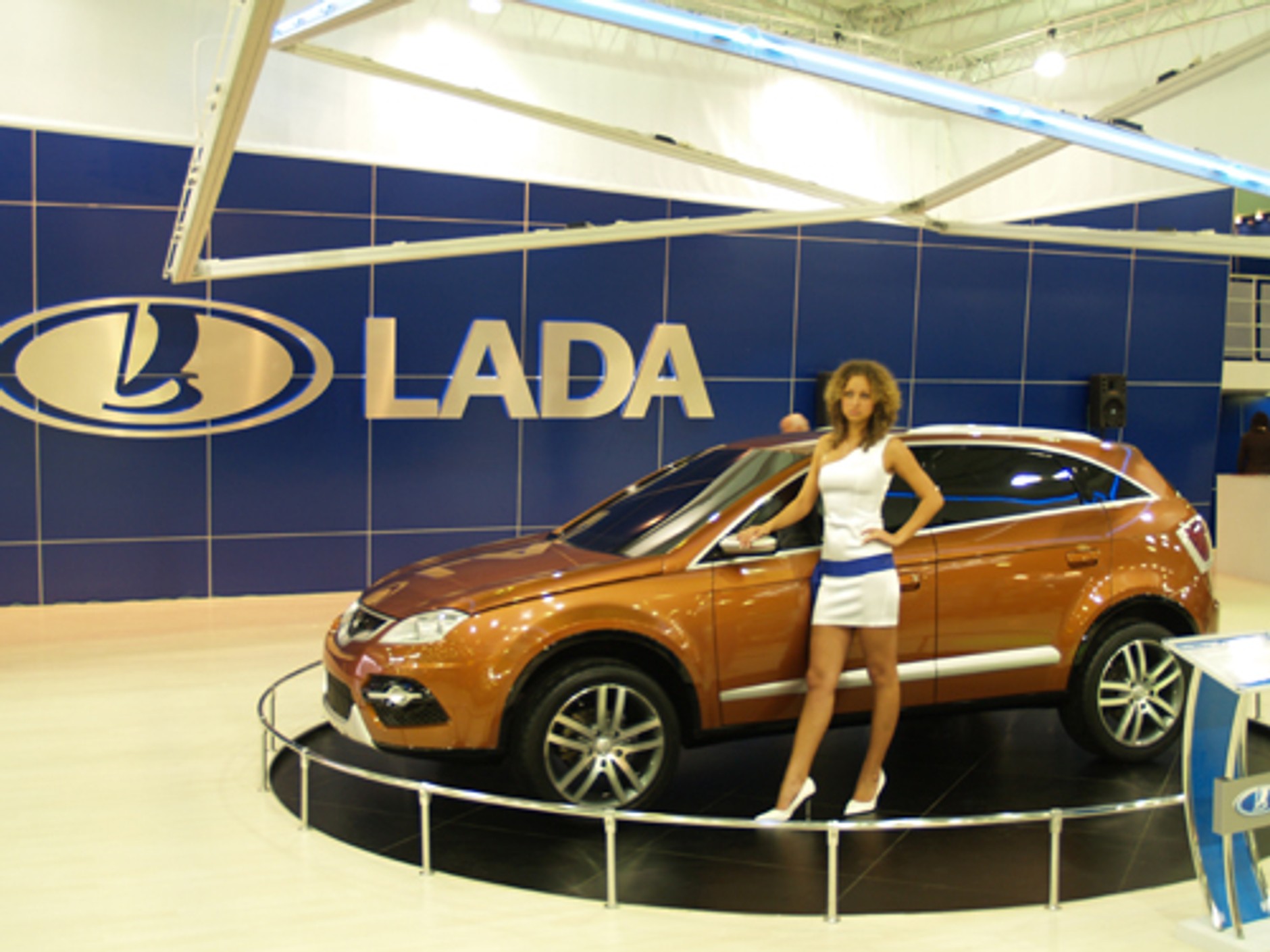 Światowa Moskwa - relacja z Moscow Motor Show 2008