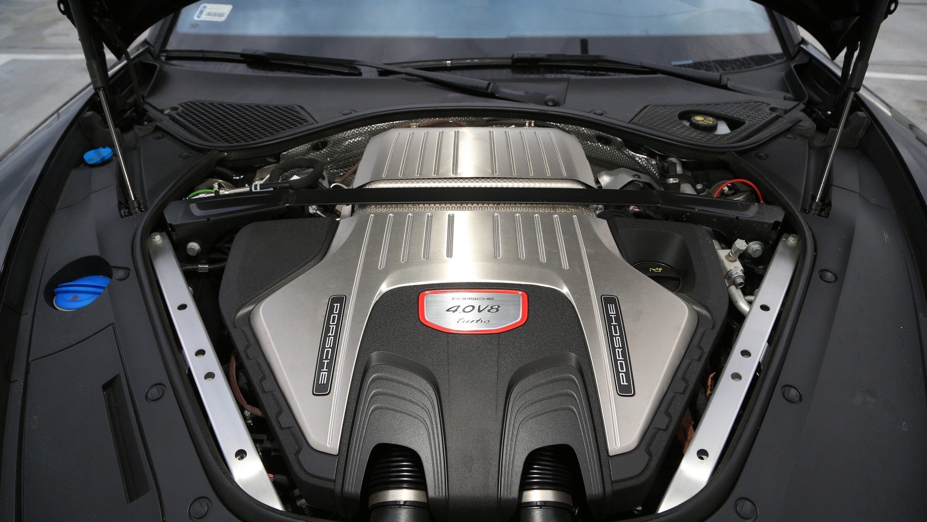 Porsche Panamera Turbo