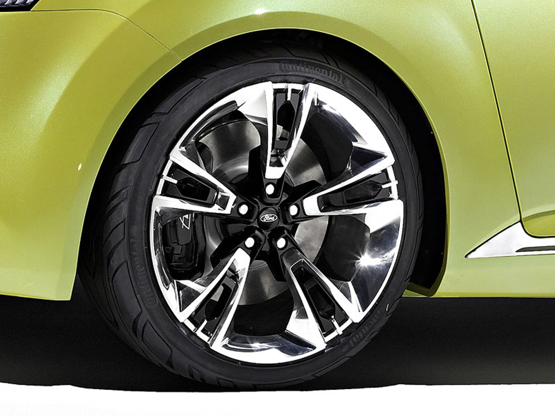 Ford w 2010: nowy Focus będzie produkowany w Saarlouis, C-Max w Walencji