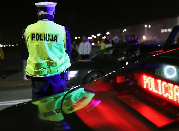 Nocna kontrola w Gołdapi. Kierowcy rozbroili policjantów swoją ignorancją