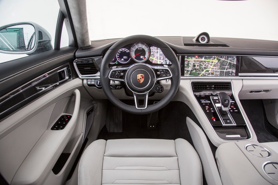 Porsche Panamera Sport Turismo Turbo