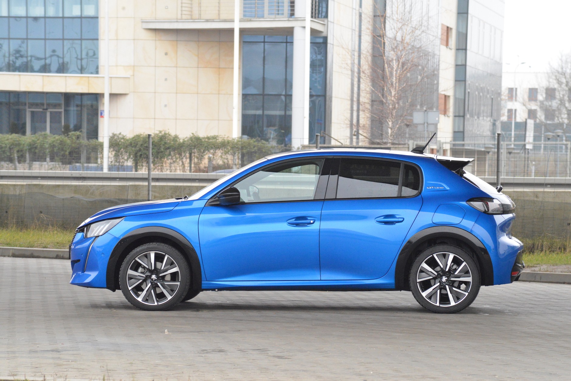 Peugeot 208 GT Line 1.2/130 KM