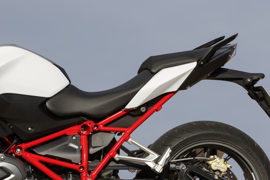 2015 BMW R1200R