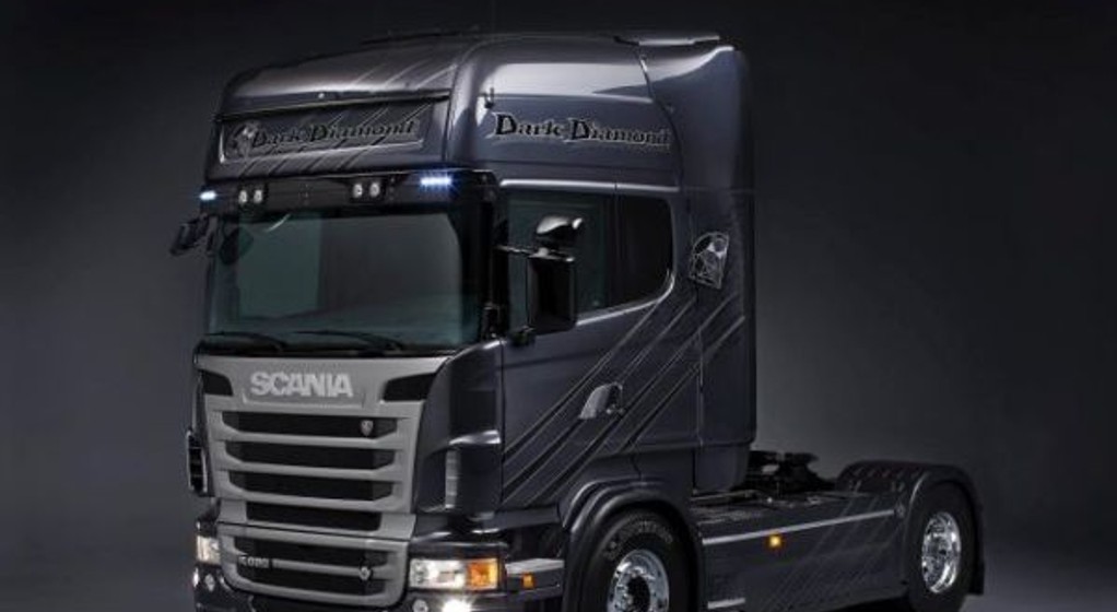 Scania V8 Dark Diamond