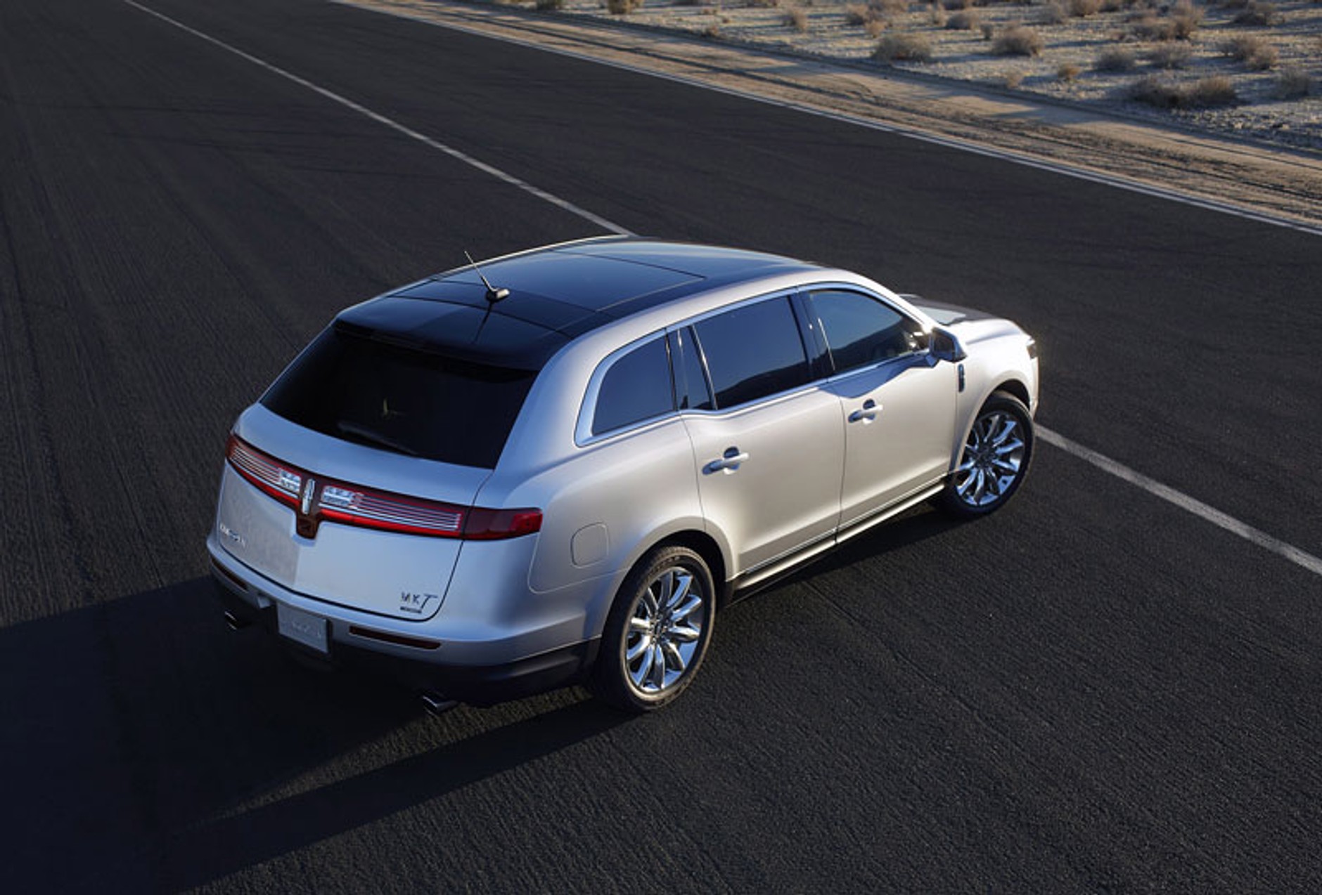 Lincoln MKT - wersja seryjna ubiegłorocznego konceptu