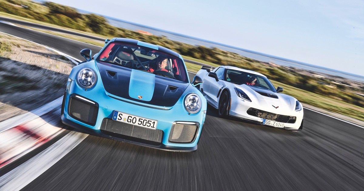 Porsche 911 GT2 RS kontra Chevrolet Corvette Z06