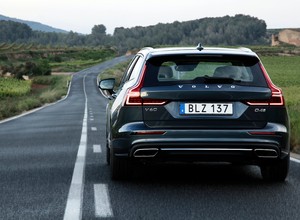 Volvo V60 – takie powinno być kombi | Test