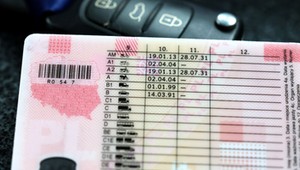 Od 17 czerwca kierowcy tzw. taksówek na aplikację muszę mieć polskie prawo jazdy