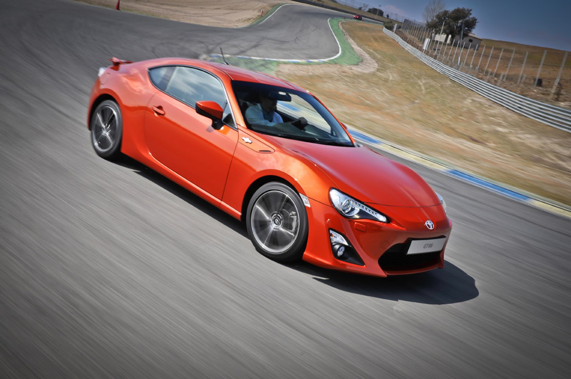 Toyota GT 86: udany następca Celiki