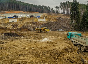 Droga S1: rozpoczęto drążenie czterech tuneli pod Baranią Górą