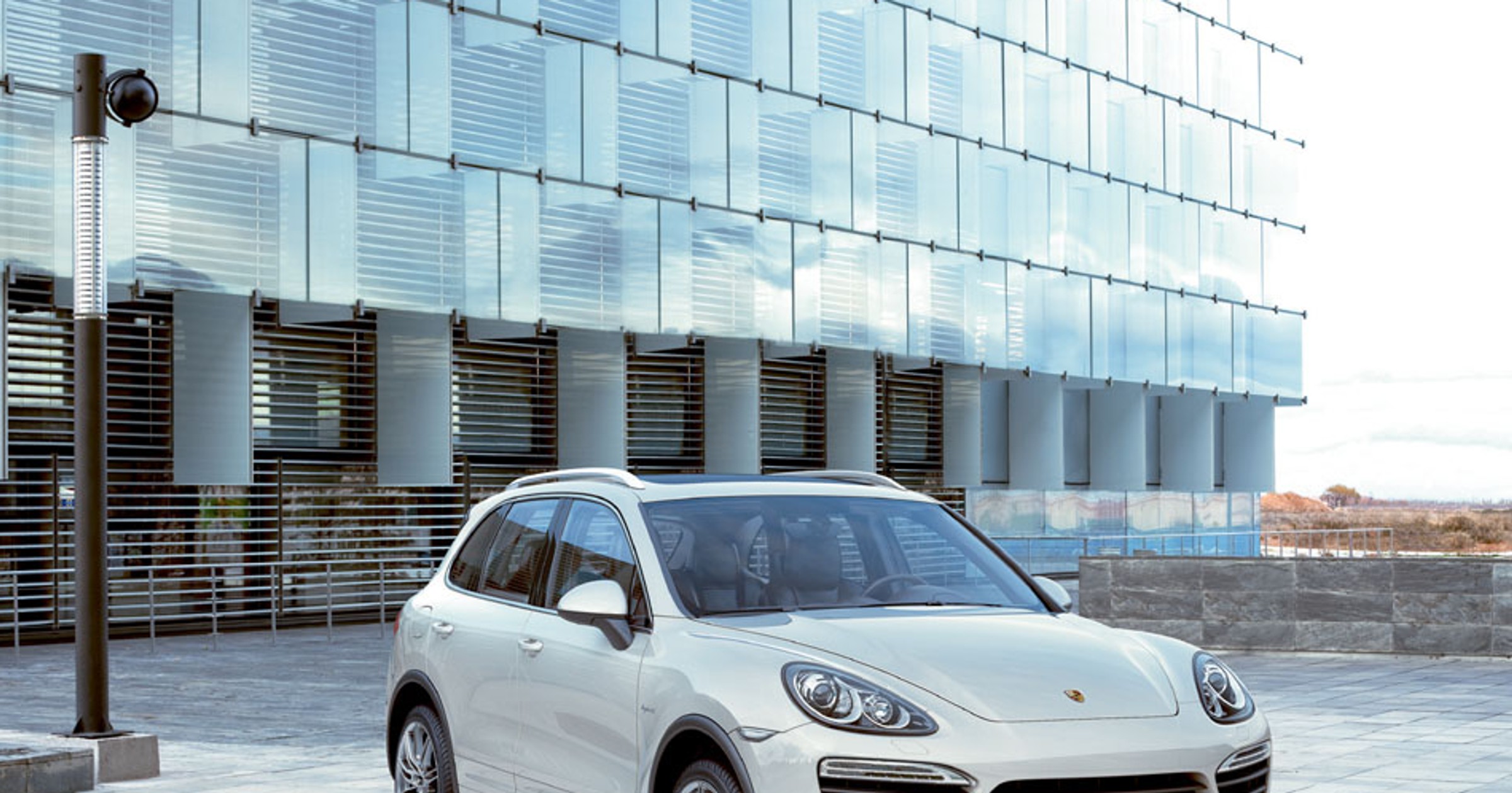 Porsche Cayenne II -  Kierunek: luksus