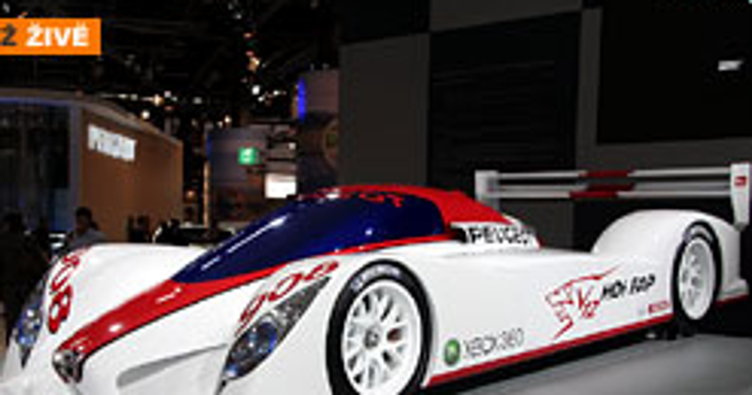 Paryż na żywo: Peugeot 908 V12 HDi DPFS