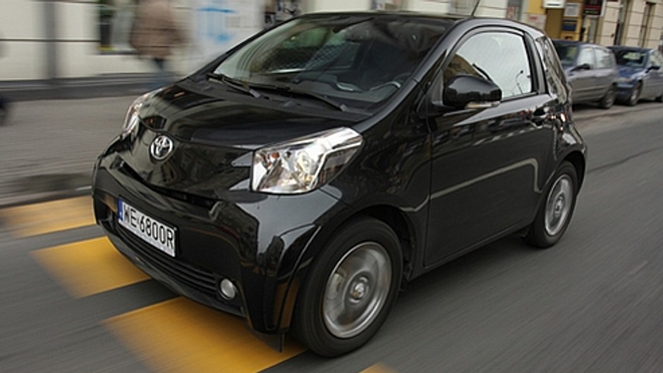Toyota iQ 1.0 SOL: Kup, kliknij  i jedź. Enter!