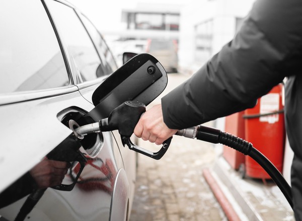 Wróciła szalona promocja na paliwo. Dzisiaj zatankujesz auto za 4,99 zł/l