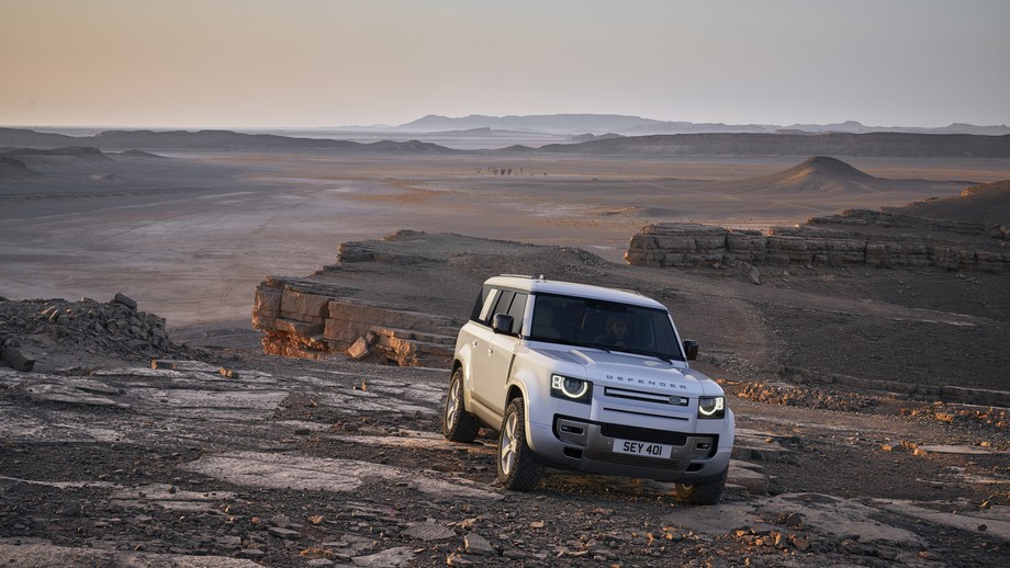 Land Rover Defender 130