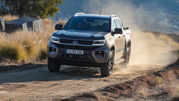 Nowy Volkswagen Amarok już oficjalnie - świeża stylistyka, nowoczesna technika