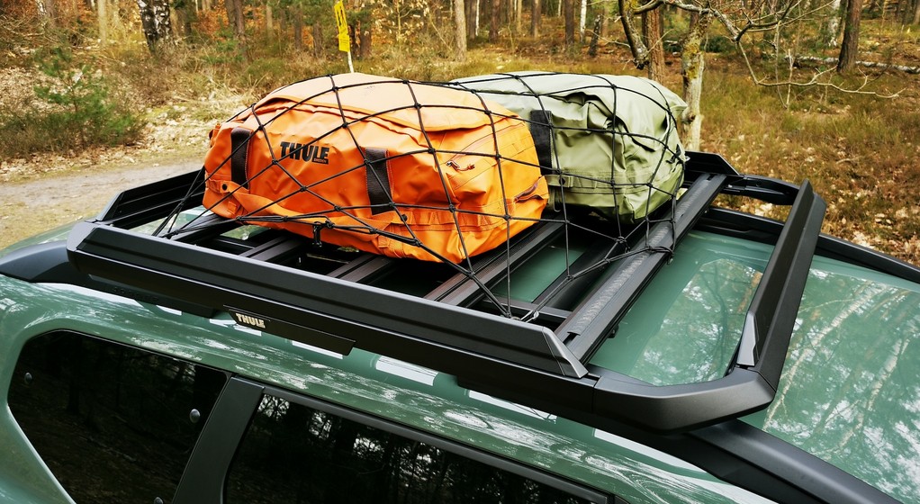 Thule Caprock – na platformie można wozić pudła, torby i inne przedmioty