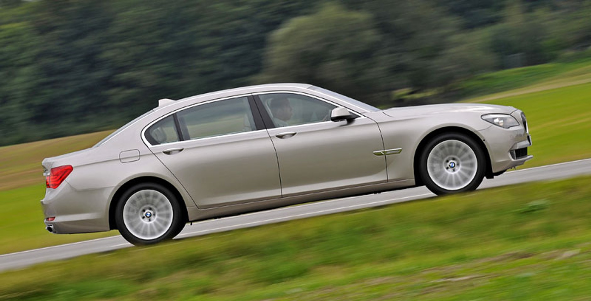 BMW 750iL i BMW 730d – pierwsze wrażenia z jazdy