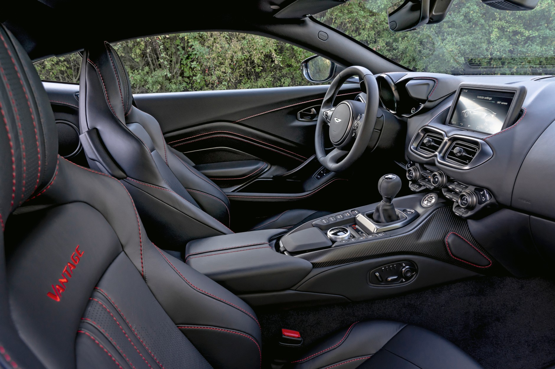 Aston Marti Vantage AMR