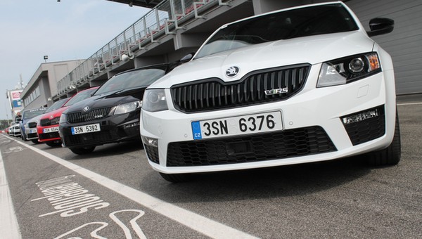 Skoda Octavia RS 230