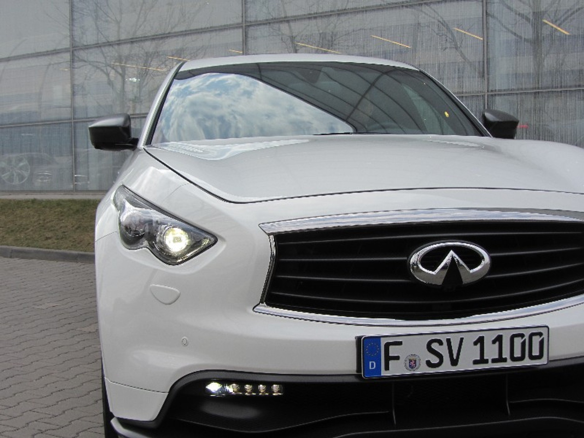Infiniti FX Sebastian Vettel Edition
