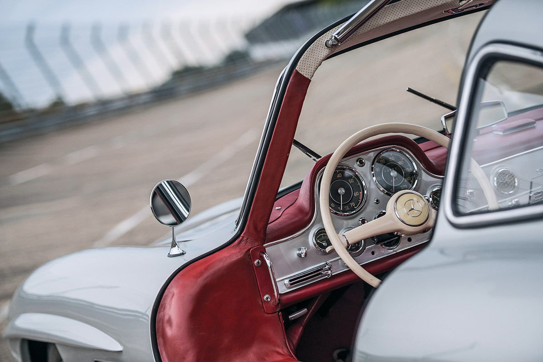 Mercedes 300 SL Gullwing na aukcji w Nowym Jorku