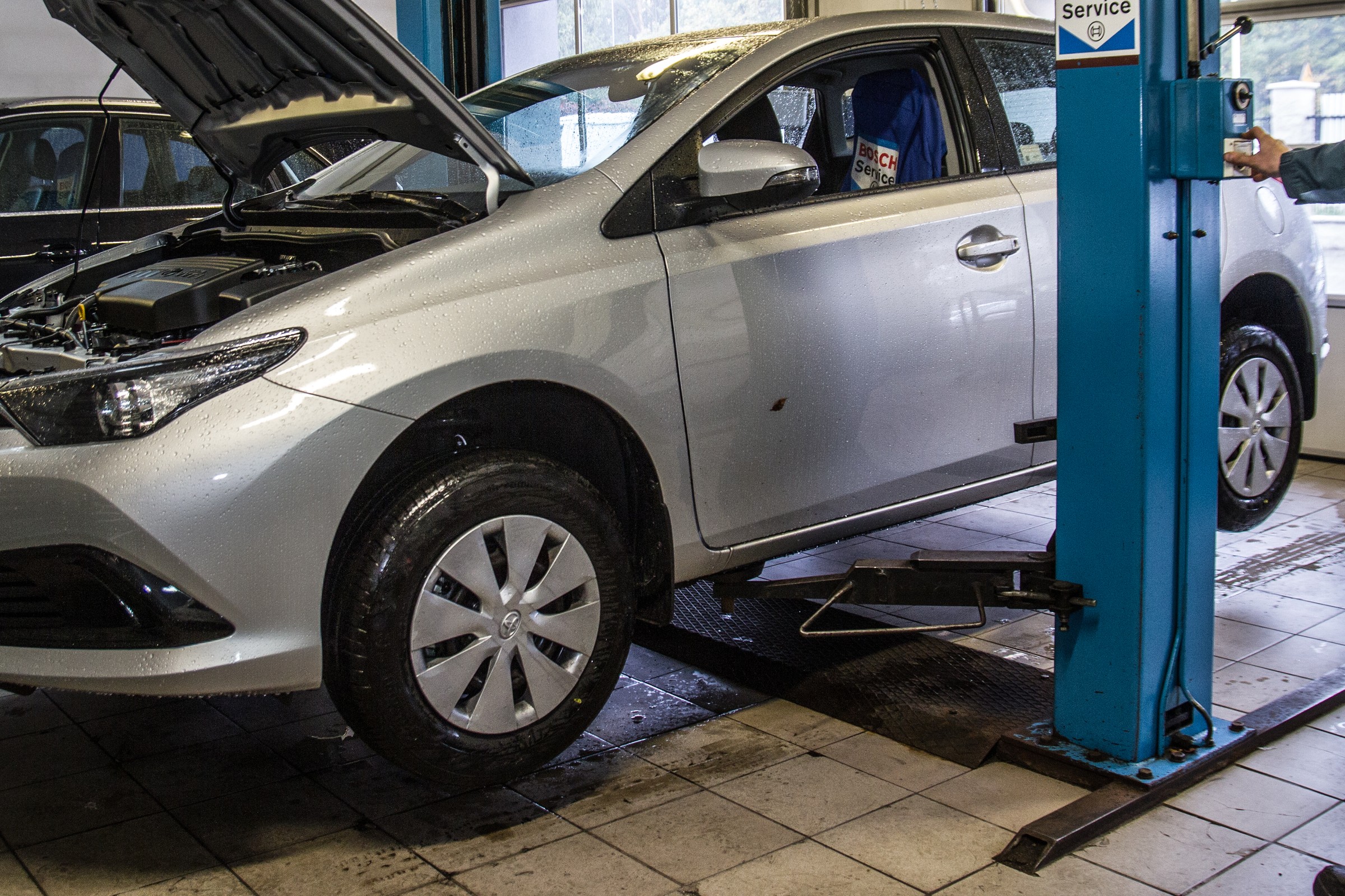 Mechanik wyjawił prosty sposób na zaoszczędzenie tysięcy. "Auto jest jak człowiek"
