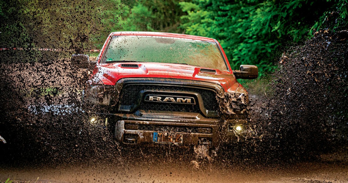 RAM 1500 Rebel 5.7 V8 - pikap z amerykańskiego snu