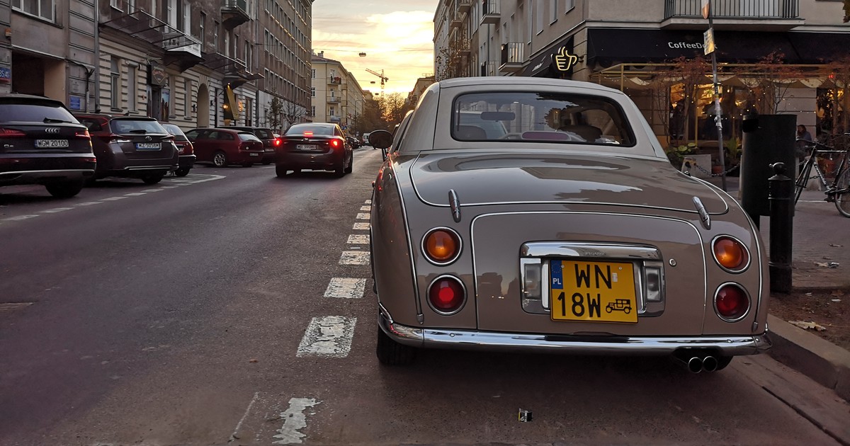 Nissan Figaro
