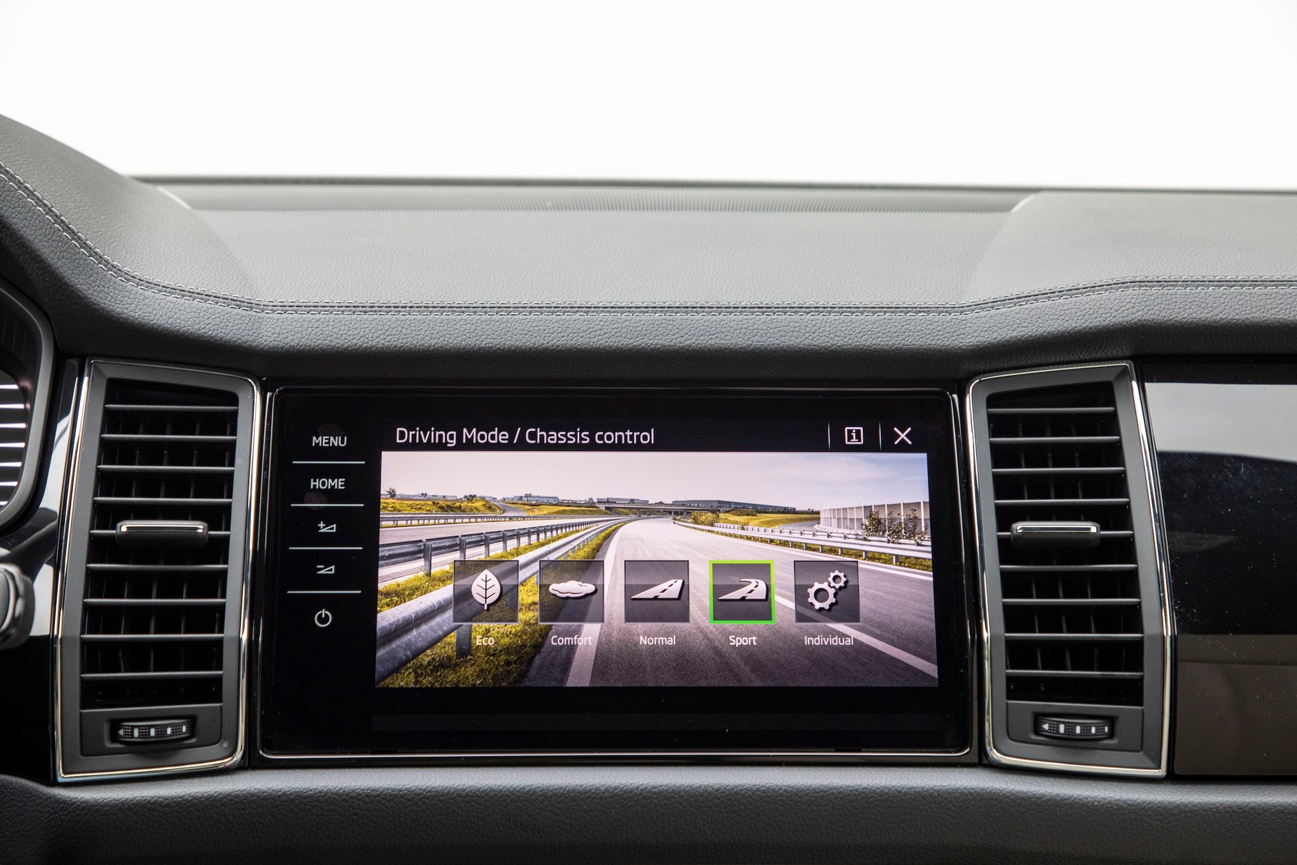 Skoda Kodiaq po liftingu 2.0 TDI DSG Laurin&Klement