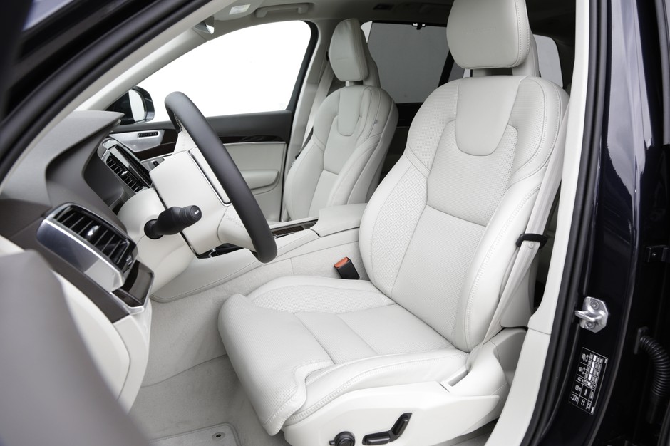 Volvo XC90 T6