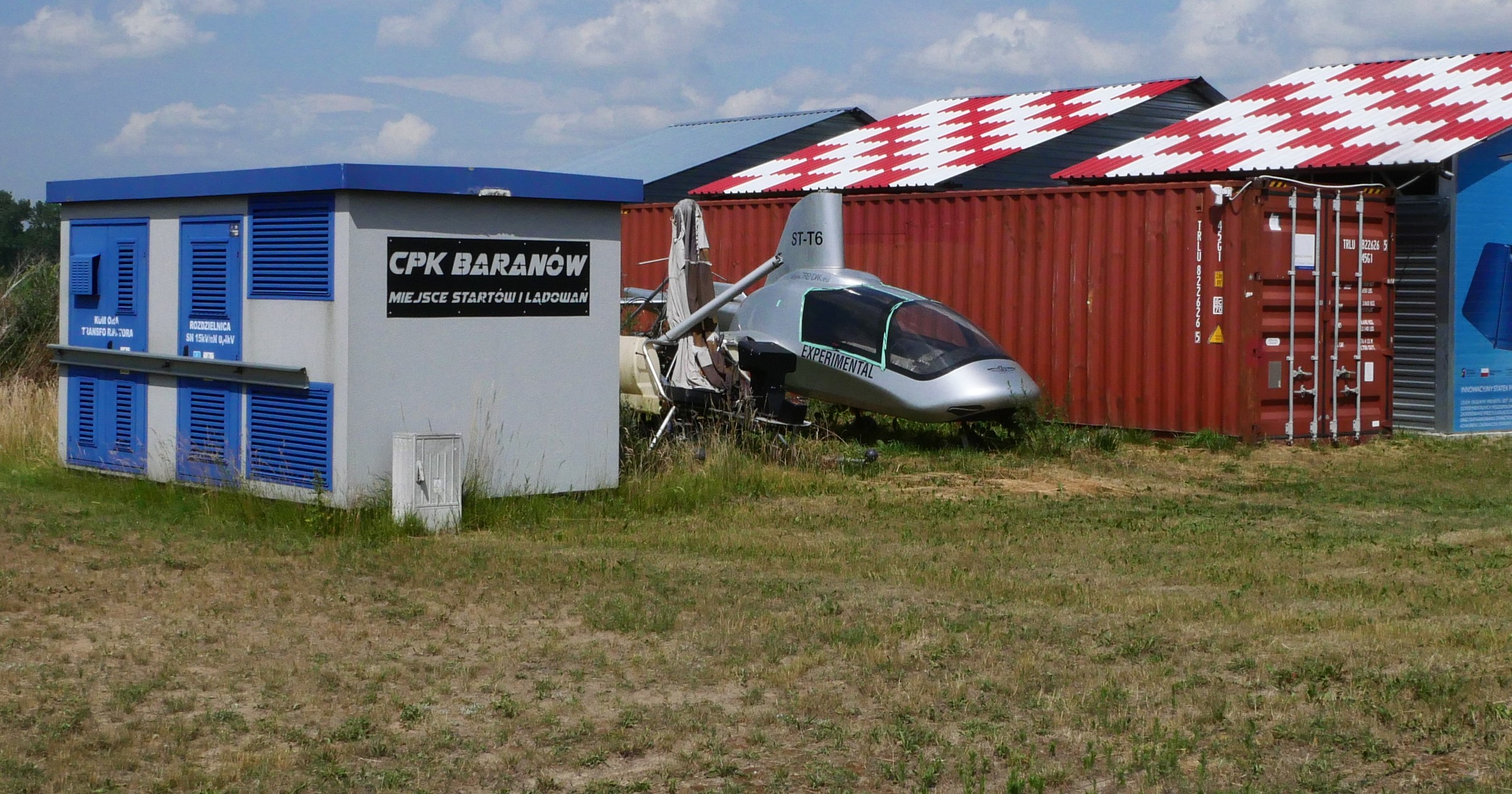Jak wygląda dziś Centralny Port Komunikacyjny w Baranowie? Ten szyld do żart