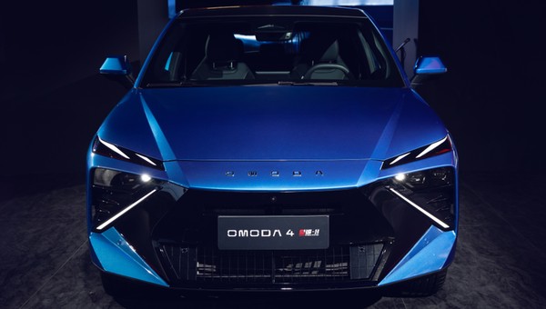 Omoda 4