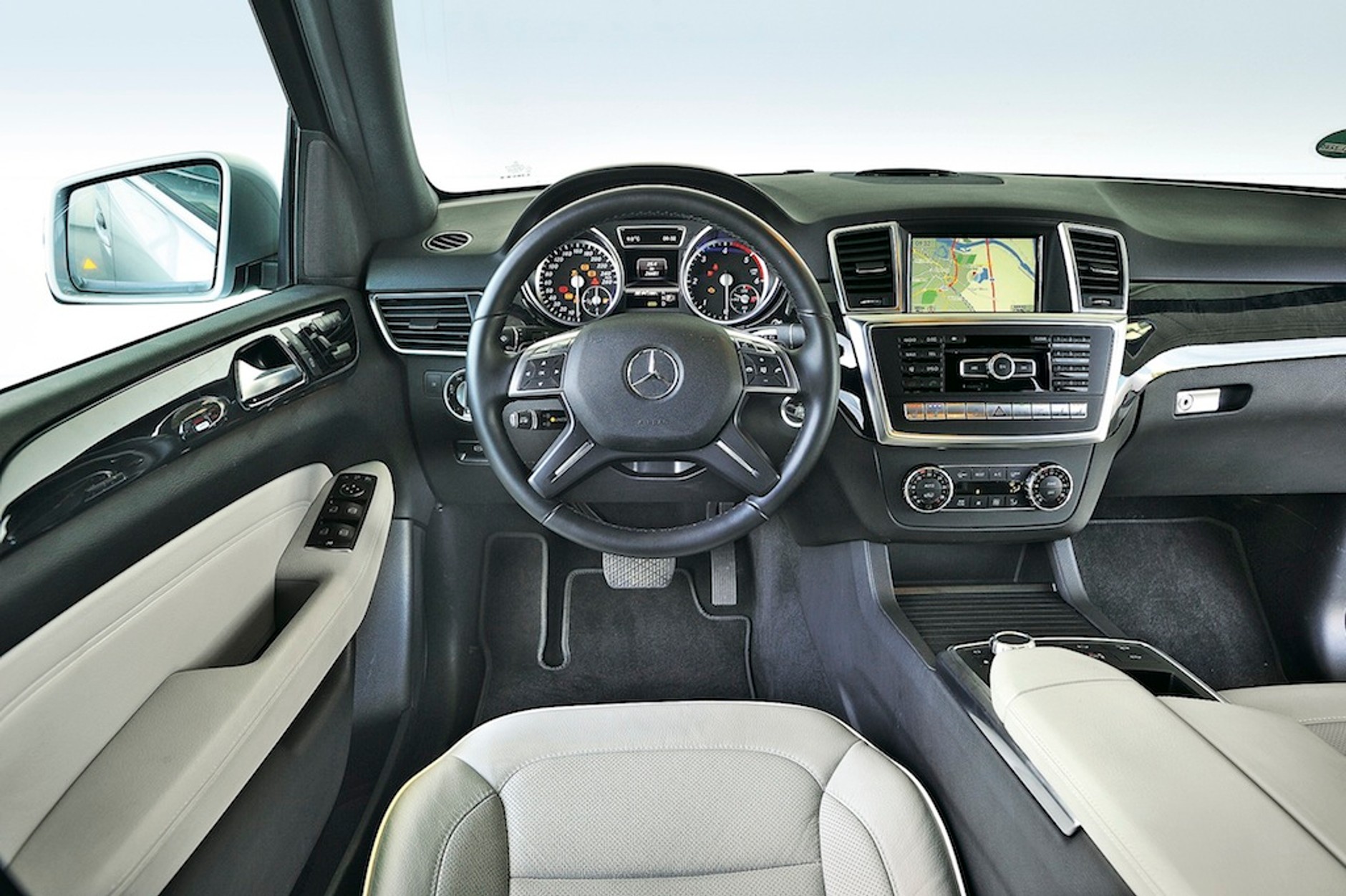 Porównanie luksusowych terenówek