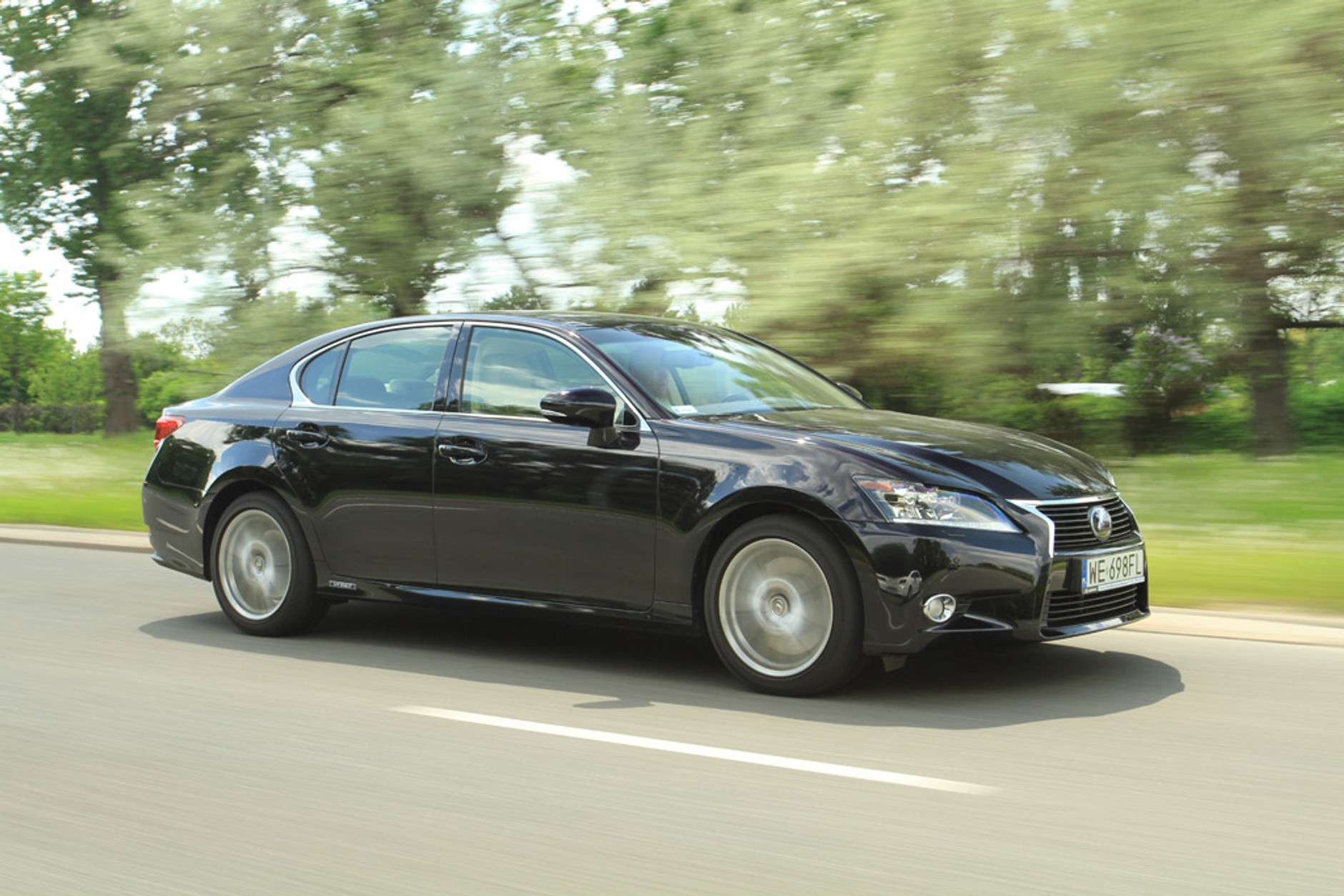 Test Lexusa GS 450h: czy warto kupować hybrydowe auto?