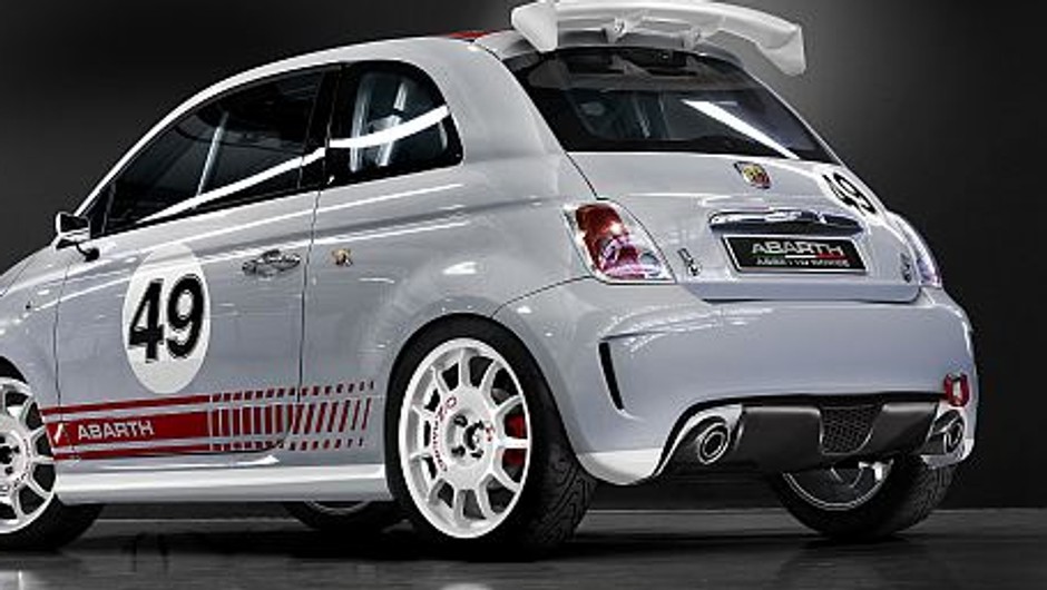 Abarth 500 Assetto Corse - Udany debiut "mikrorajdówki"