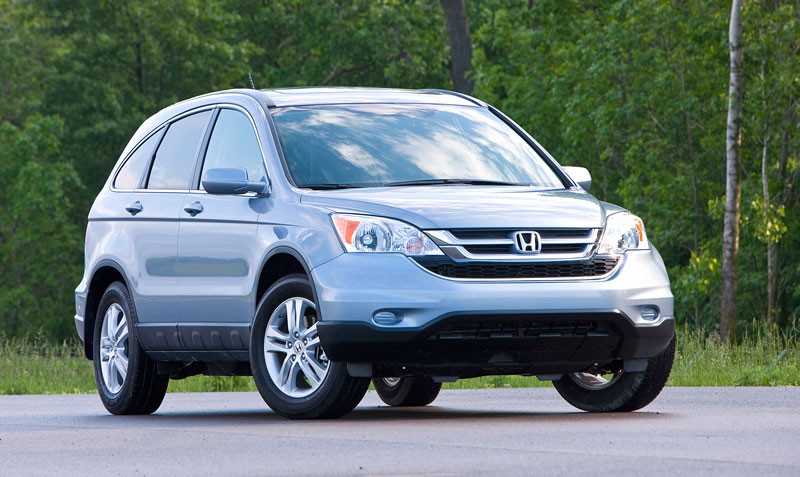 Honda CR-V: Modernizace vzhledu a nový motor 2.2 i-DTEC se samočinnou převodovkou