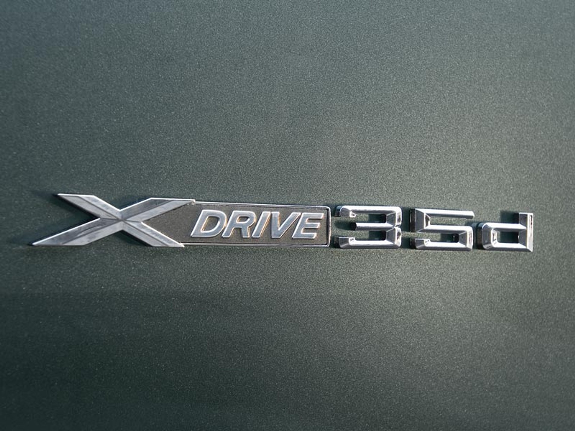 BMW X6 Sports Activity Coupé: fotogaleria, wideo i dane techniczne