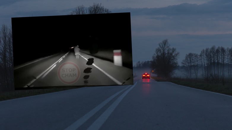 Nieoświetlony pieszy na drodze