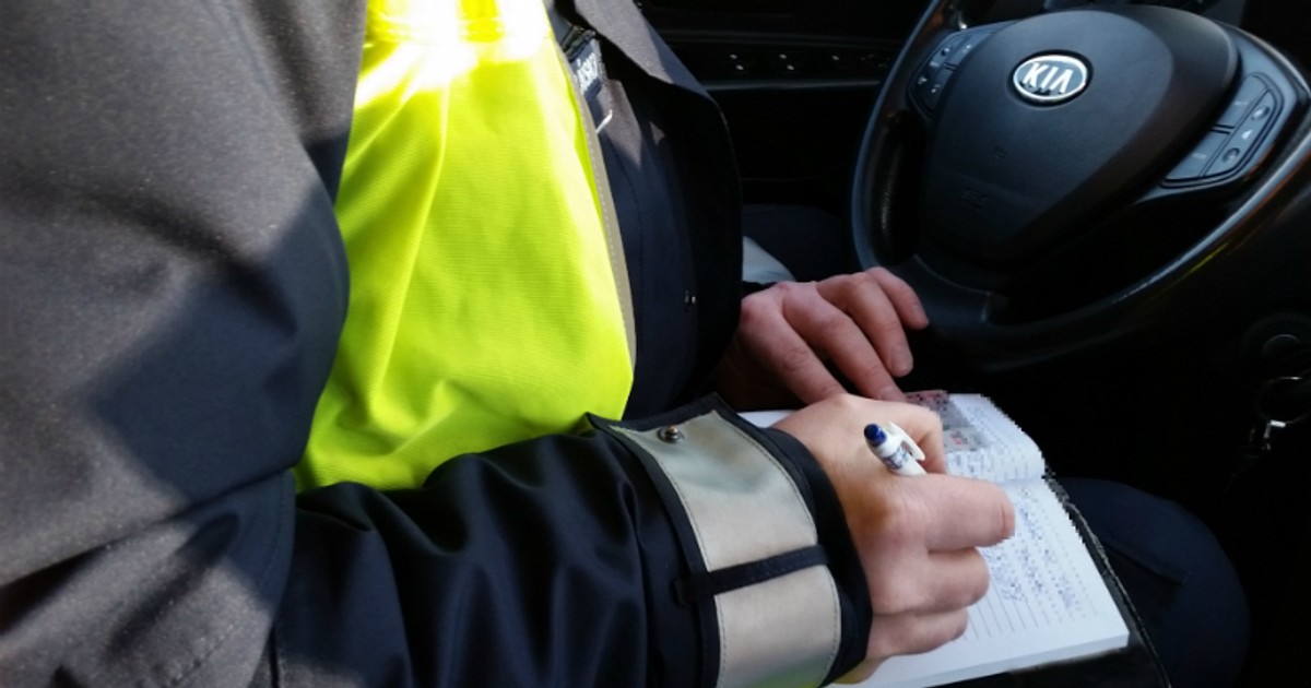Zauważył dziwne zachowanie kierowcy Skody. Policjanci szybko zweryfikowali powody