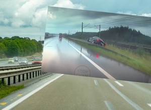 Gnał Skodą przez ulewę na S3. Wypadł aż za barierę energochłonną