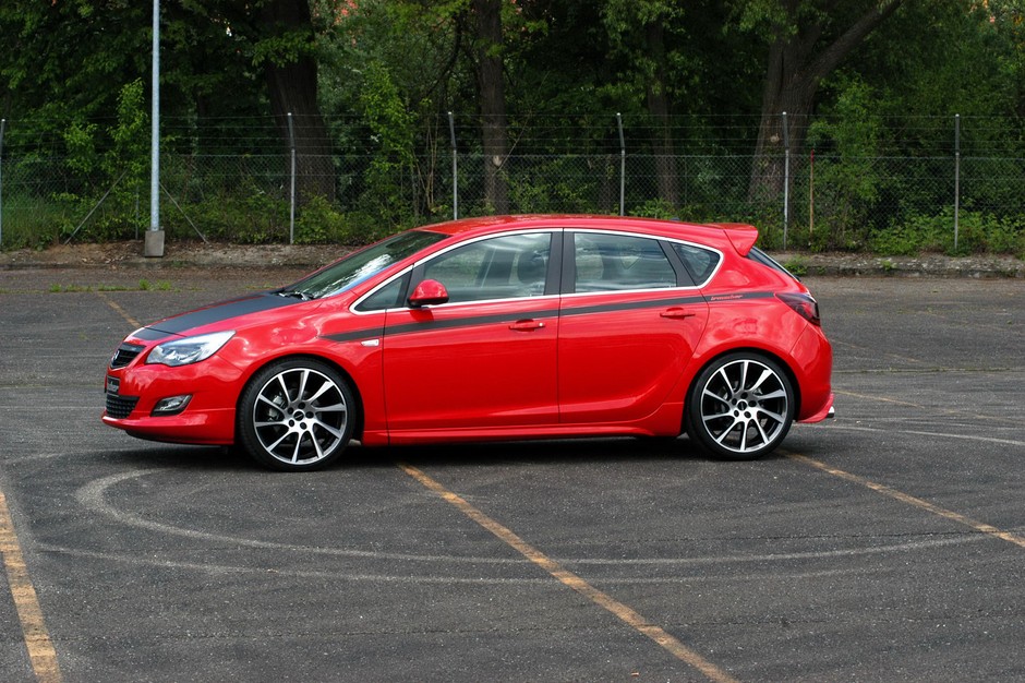Irmscher Opel Astra i1600 ma 200 KM