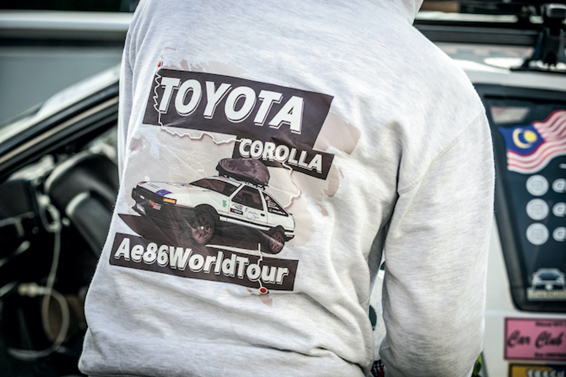 Toyotą AE86 z Azji do Europy